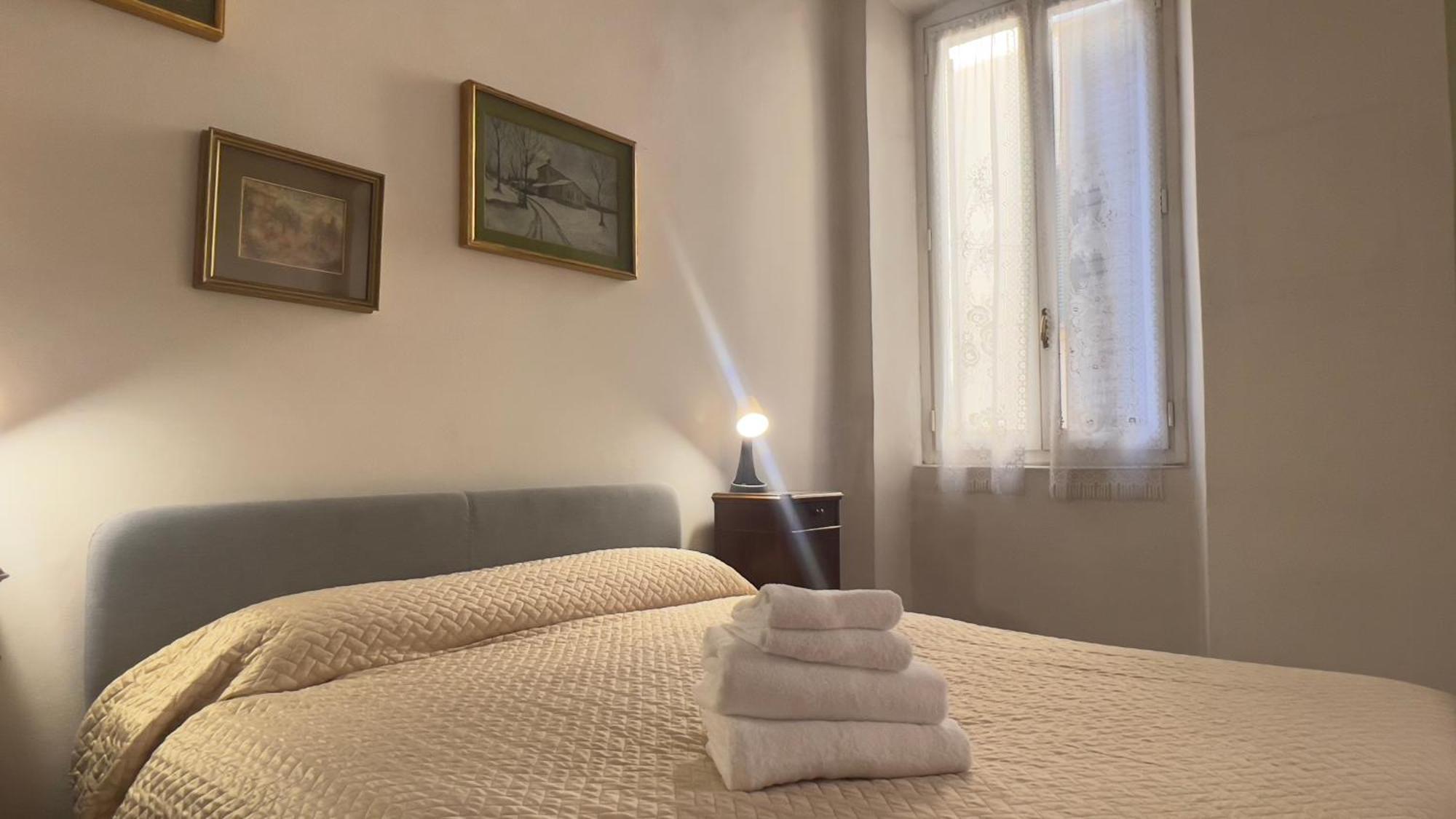Papavero Piazza Delfino Bergamo Eksteriør billede